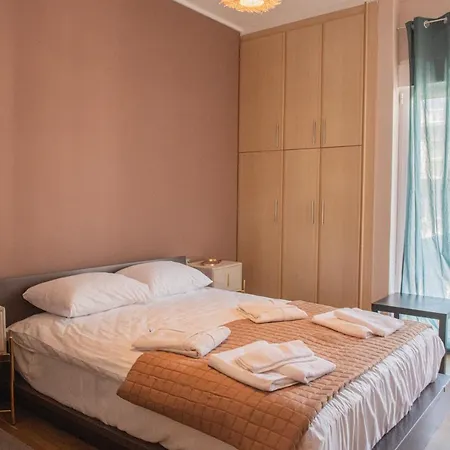 Urban Oasis, Stylish Short Stay Apartment In Piraeus Center Exterior photo